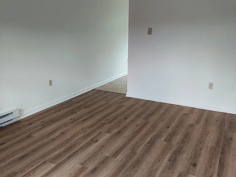 4 Country Meadow Ln — Photo 2