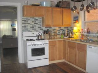 1820 W Race Ave, Chicago, IL 60622
