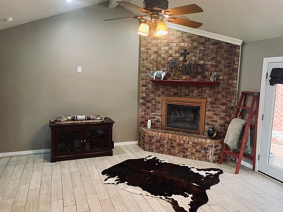 2nd image of 7812 Loma Vista Dr