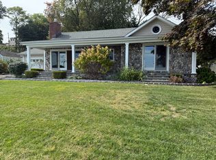 267 Weed Ave, Stamford, CT 06902