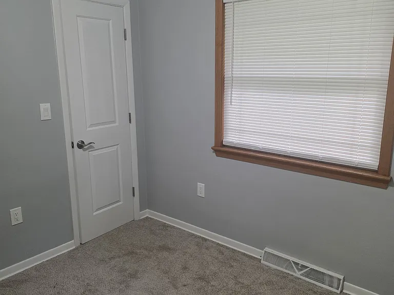 3775 Cottage Grove Rd — Photo 22