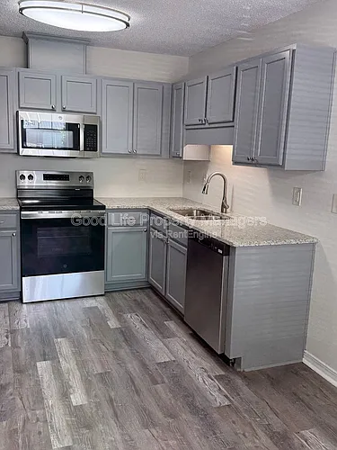9980 Bowman Ave Photo 1