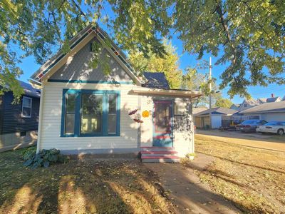 113 N 6th St, Clinton, IA, 52732