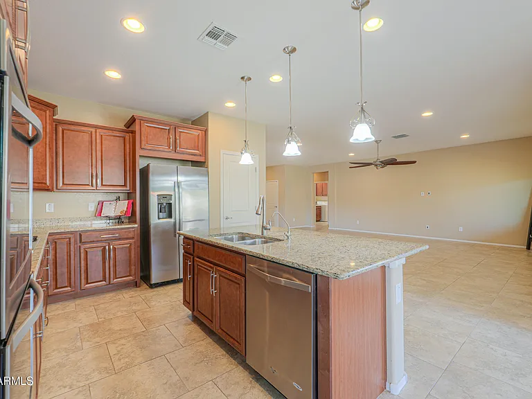 19732 N Flamingo Rd — Photo 15