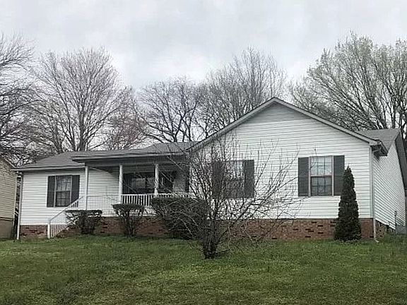 2nd image of 207 Kimberly Dr