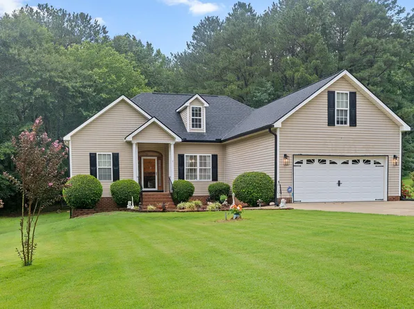 128 Redbud Dr, Clayton, NC 27520