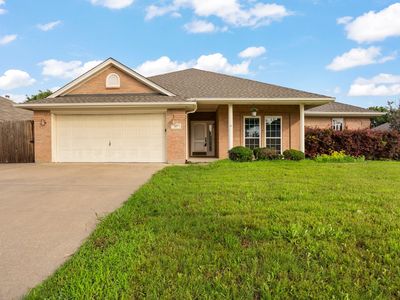 321 Angela Dr, Burleson, TX, 76028