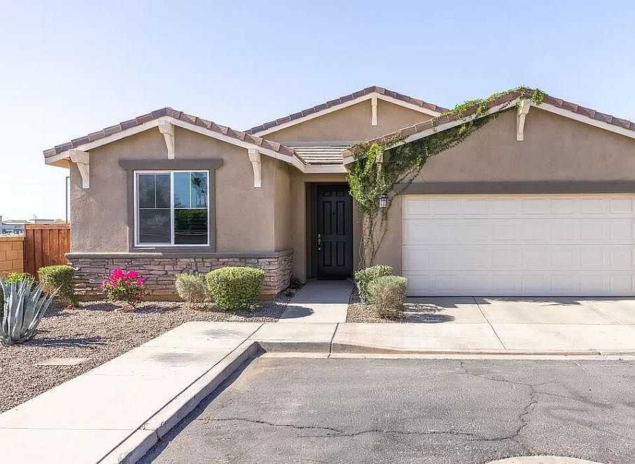 1st image of 339 Marigold Pl