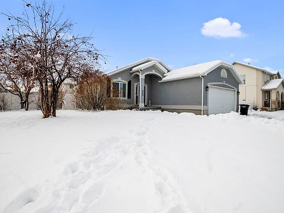 5th image of 5905 Genoa Ln