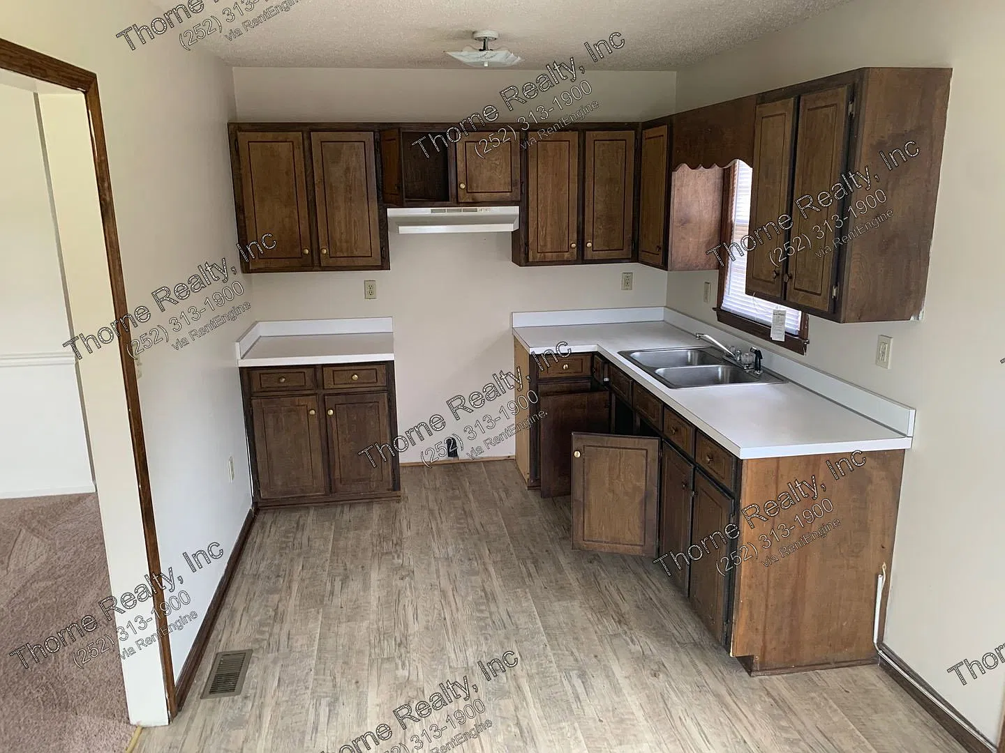 3 bed, 2.0 bath, 1339 sqft, $1,275 — Photo 2