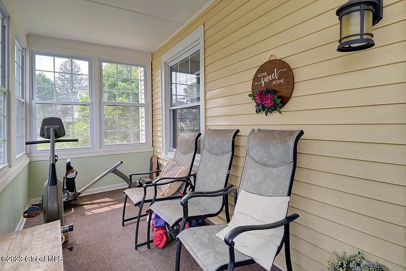 4th image of 105 Prindle Avenue
