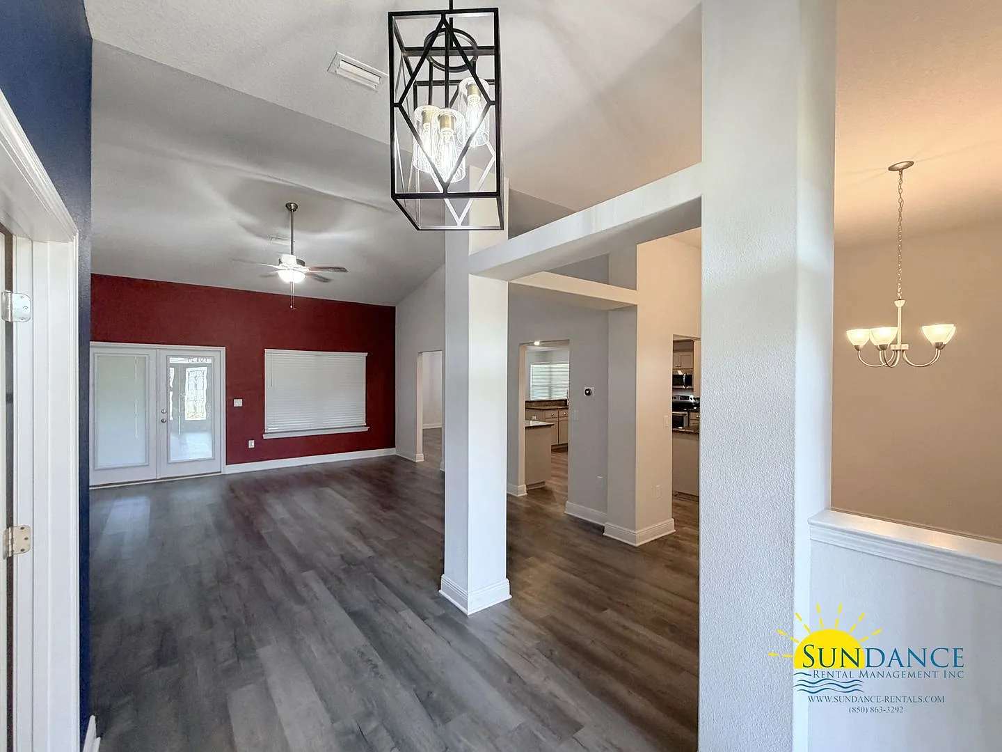 Pet-Friendly Cul-de-Sac Home on Acre with Solar Panels & Community Pool — Photo 4