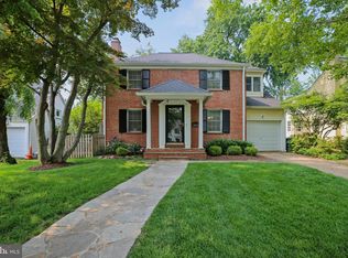 5613 Glenwood Rd, Bethesda, MD 20817