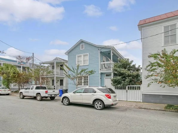 67 Amherst St APT A, Charleston, SC 29403