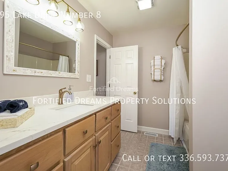 395 Lake Dr #8 — Photo 18