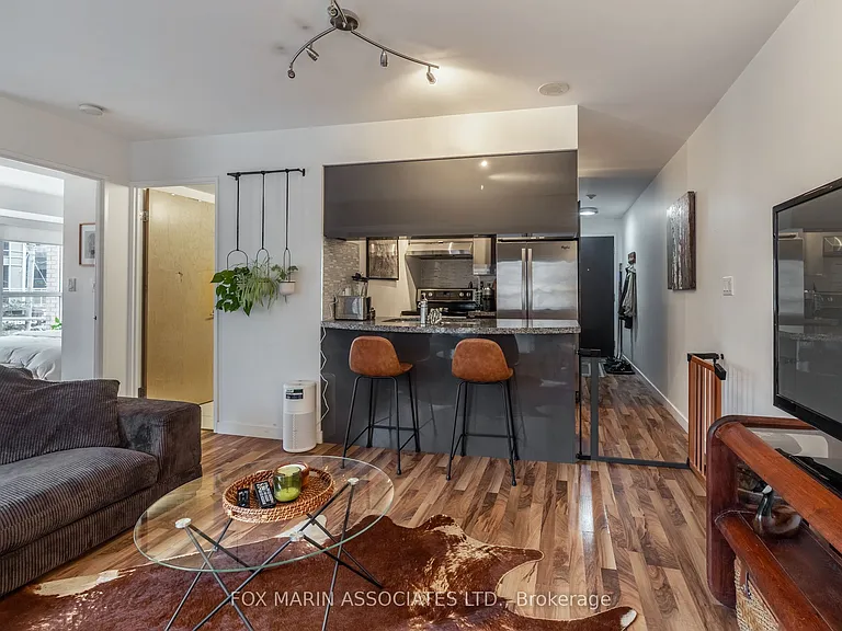 1005 King St W #207 — Photo 11