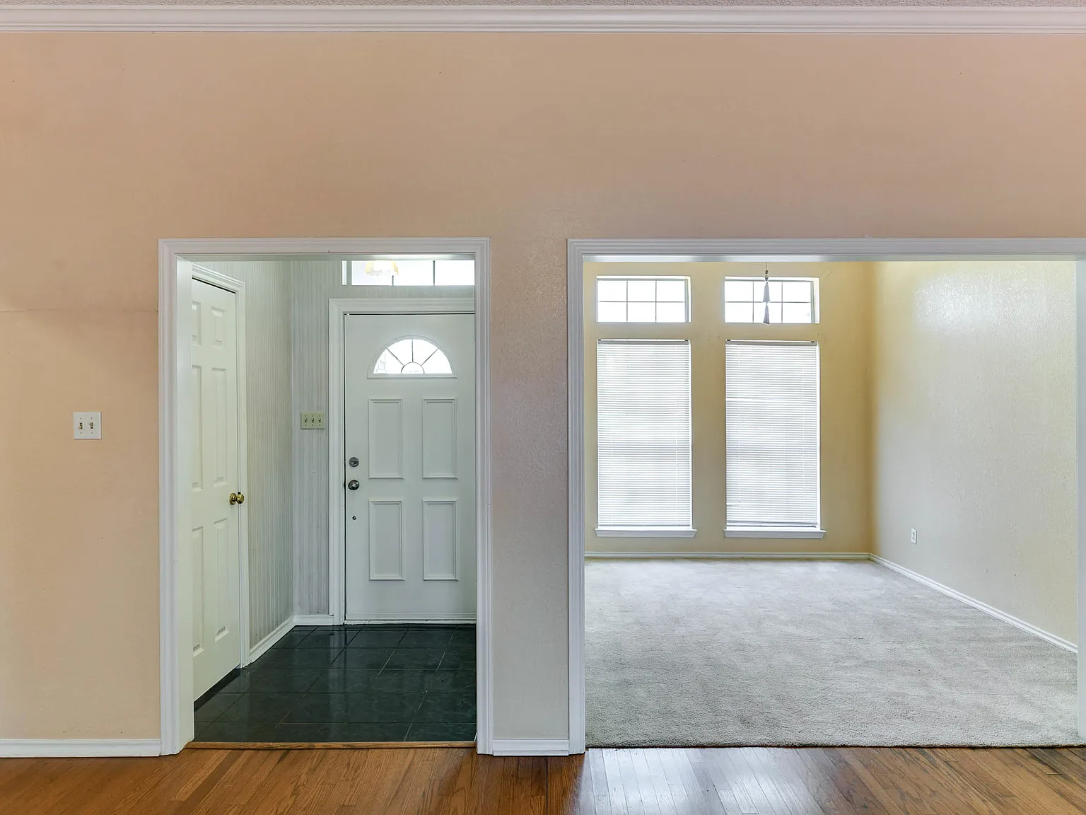 3 bed, 1541 sqft, $2,000 — Photo 2