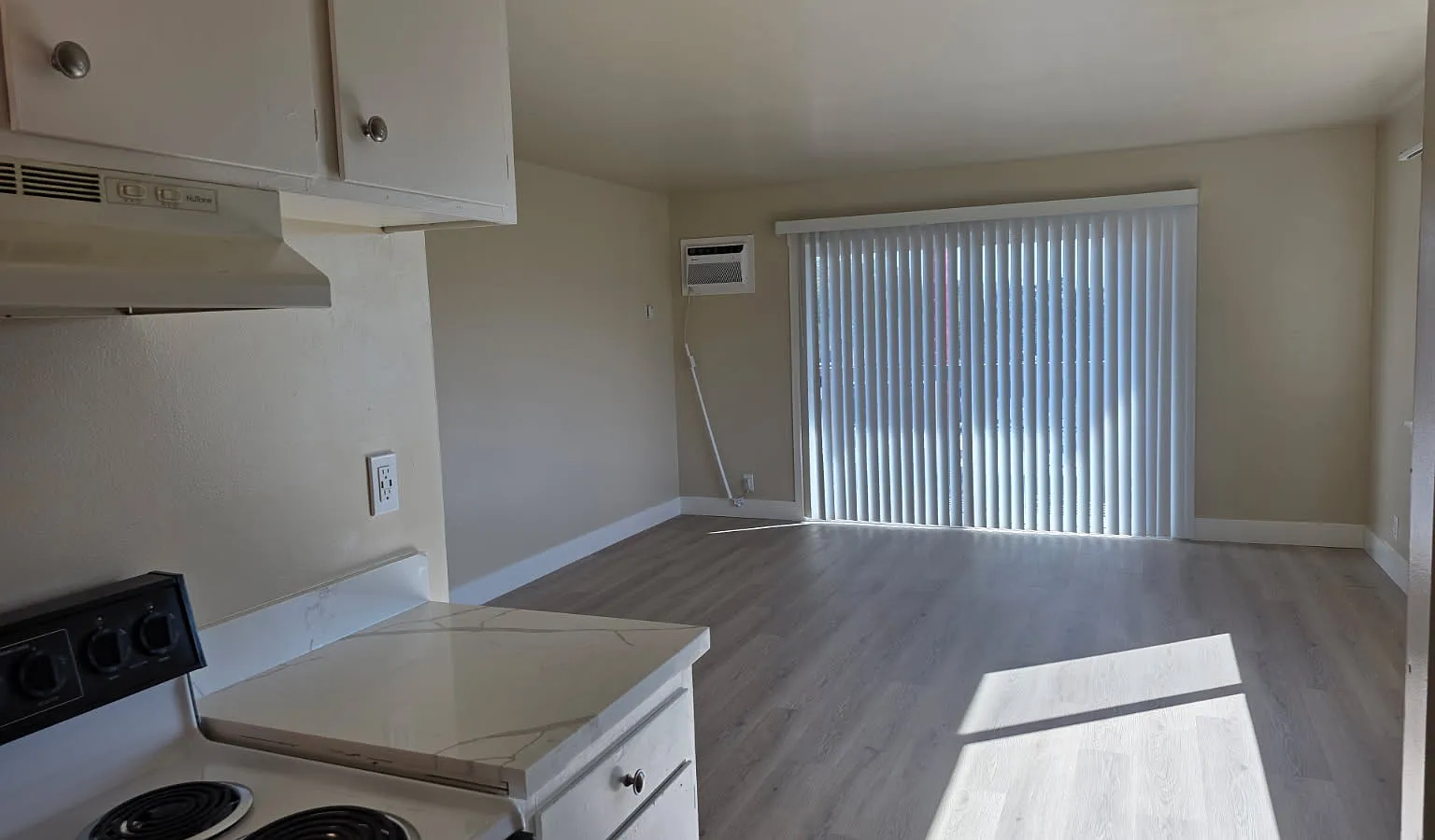 3572 Terrace Way — Photo 2