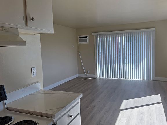 2nd image of 3572 Terrace Way