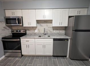 7230 Southwest Ave APT 9, Saint Louis, MO 63143