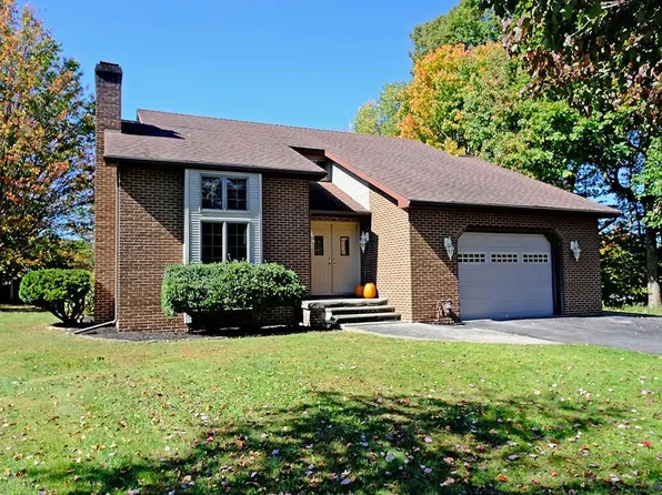 1222 S Blair St, Portage, PA 15946