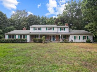 93 Far Horizon Dr, Cheshire, CT 06410