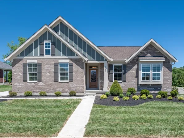 1548 Chestnut Grove Ct, Bellbrook, OH 45305