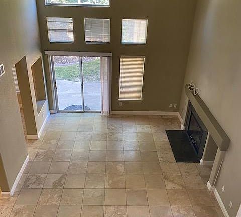 3rd image of 201 Doulton Ct