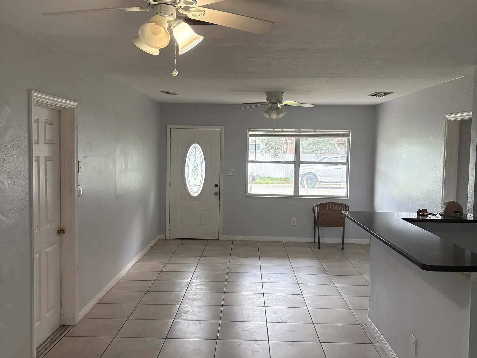 3 bed, 1700 sqft, $2,500 — Photo 3