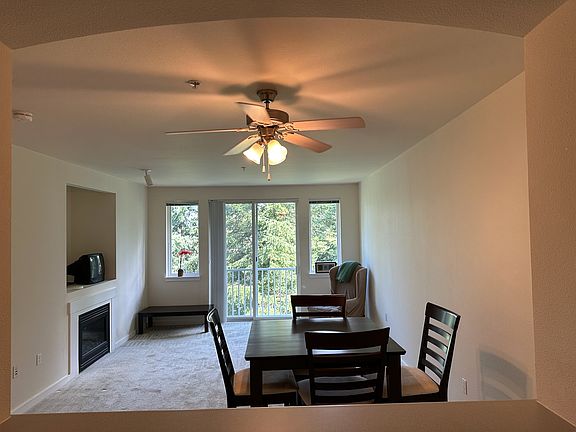 5th image of 13301 SE 79th Pl Unit A408