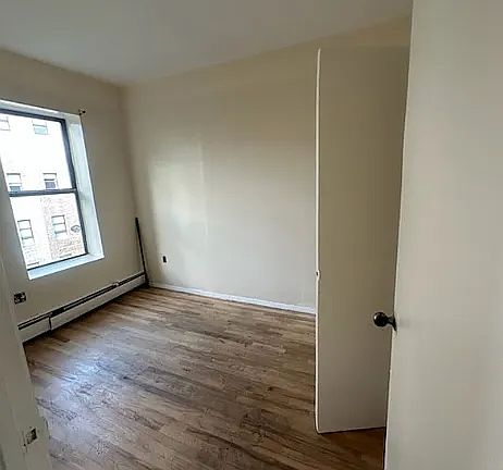 5th image of 1974 51st St APT 2C