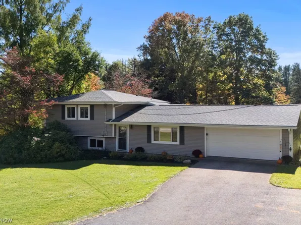 9187 Pekin Rd, Novelty, OH 44072