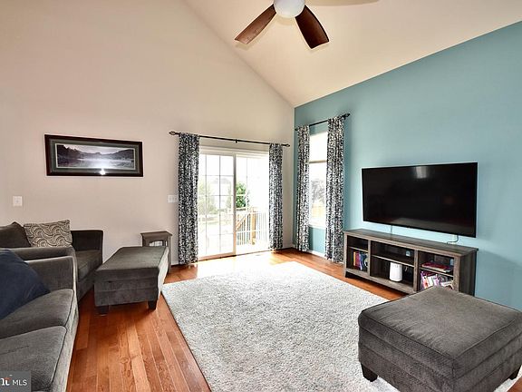 5th image of 11929 Blue Violet Way