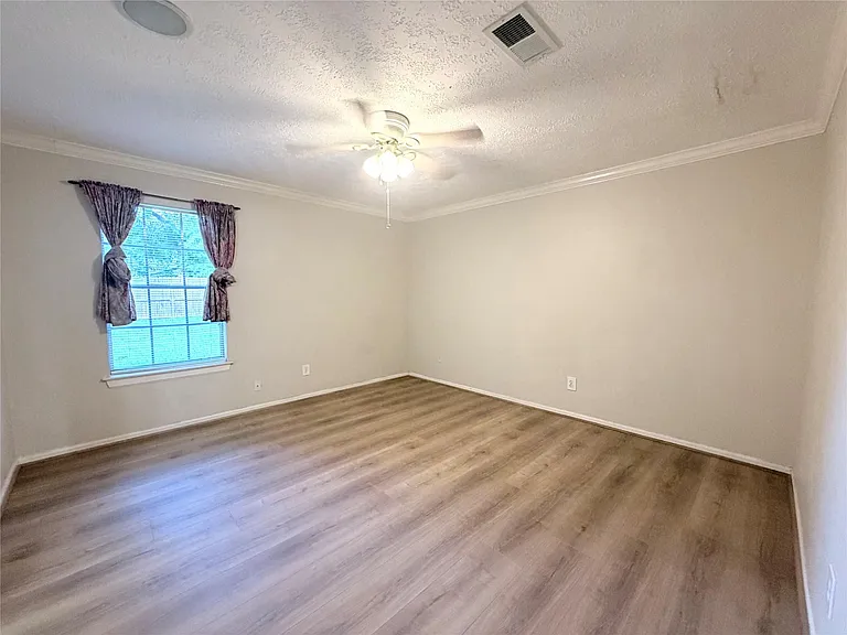 1318 Sand Stone Dr — Photo 9