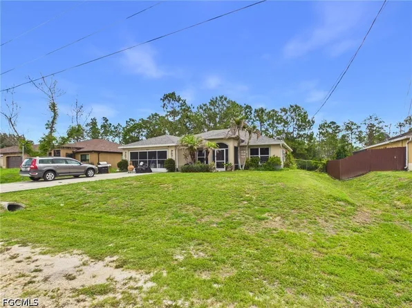 1858 Marlboro Ln, Lehigh Acres, FL 33972