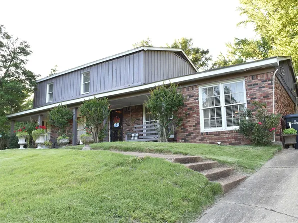 122 Valley Dr, Helena, AR 72342