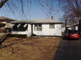 8553 S 78th Ct, Justice, IL 60458