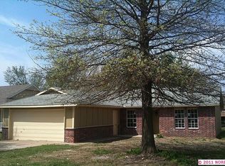 1018 W 9th St S, Claremore, OK 74017