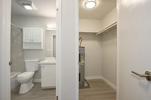D14 Apartments — Photo 13