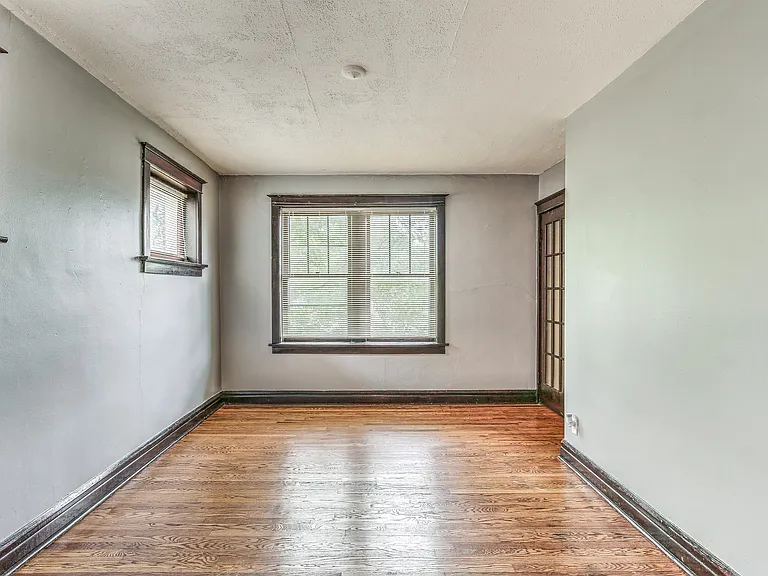 4316 Connecticut St #1F — Photo 2