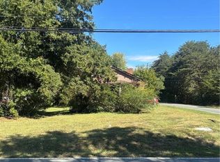 1003 Sharpe Rd, Burlington, NC 27217