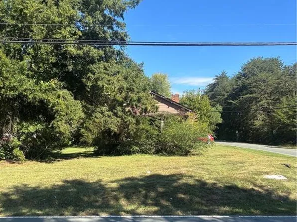 1003 Sharpe Rd, Burlington, NC 27217