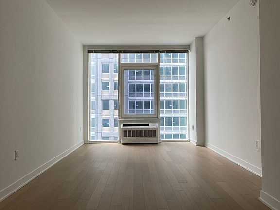 4th image of 1-50 50th Ave #9L