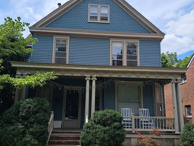 179 Kentucky Ave — Photo 1