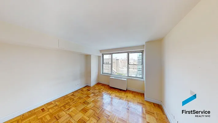 Rented by FirstService Realty (legacy) | media 19