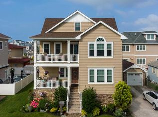 4 N Yarmouth Ave, Longport, NJ 08403