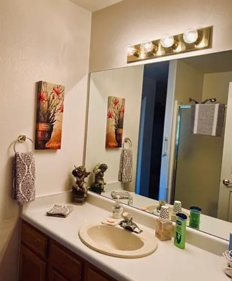 511 Hazel Cir — Photo 8