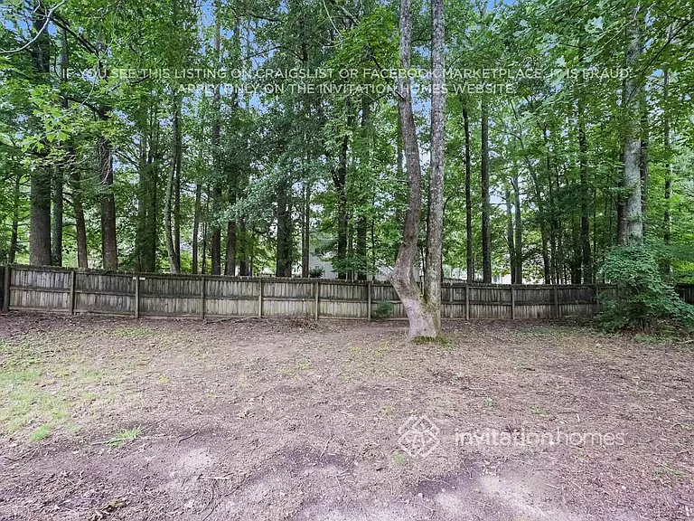 2355 Huntington Dr — Photo 17