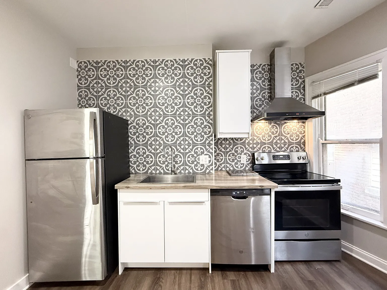 104 E. Dayton Street - 104-2 — Photo 4