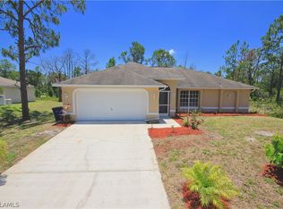 856 Calhoun St E, Lehigh Acres, FL 33974